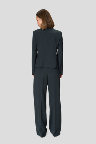 Suit VII – Dark Green Edition