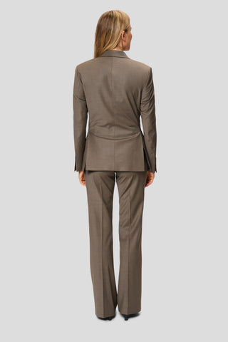 SUIT XI – Taupe Edition