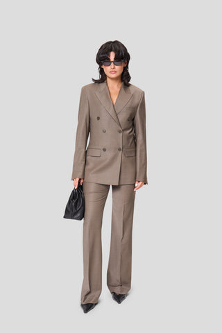 SUIT XI – Taupe Edition