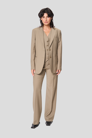 Suit I  – Olive Edition