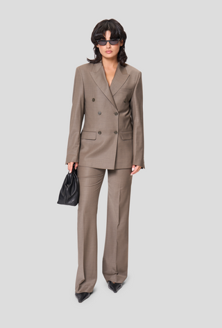 SUIT XI – Taupe Edition