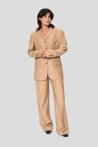 Suit X – Camel Edition