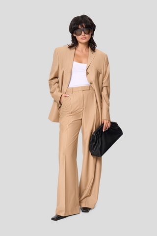 Suit X – Camel Edition