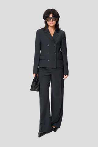 Suit VII – Dark Green Edition